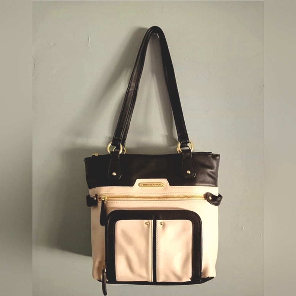 Stone Mountain Shoulder Bag /Organizer